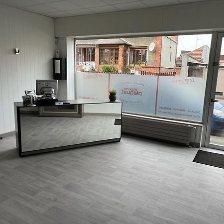 Hotel Restaurant Le Picardie Chauny ภายนอก รูปภาพ